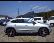 Mercedes-Benz GLA-class 2020