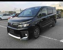 Toyota Voxy 2015