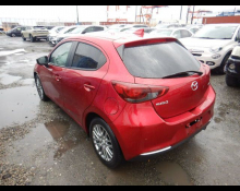 Mazda Mazda2 2021