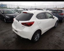Mazda Mazda2 2022