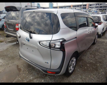 Toyota Sienta 2022