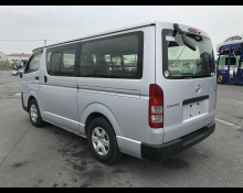 Toyota Regius Van 2015