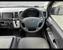 Toyota Hiace Van 2015