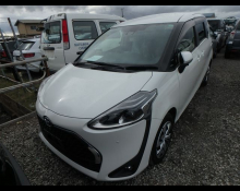 Toyota Sienta 2021