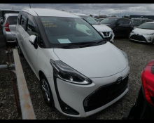 Toyota Sienta 2021