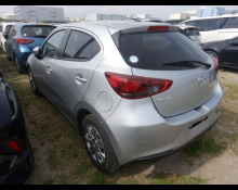 Mazda Mazda2 2021