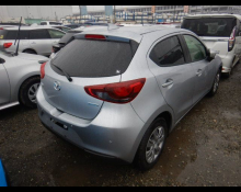 Mazda Mazda2 2022