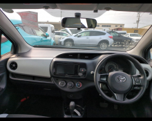 Toyota Vitz 2015