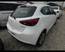 Mazda Mazda2 2021