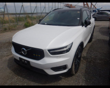 Volvo XC40 2021