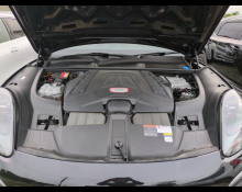 Porsche Cayenne 2022