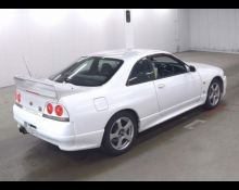 Nissan Skyline 1996