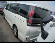 Toyota Noah 2018