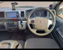 Toyota Hiace Van 2015