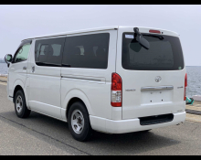 Toyota Hiace Van 2017