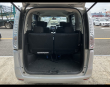 Nissan Serena 2015