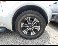 Mitsubishi Pajero 2002