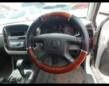 Mitsubishi Pajero 2002