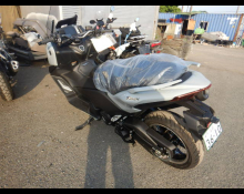 YAMAHA TMAX560 2025