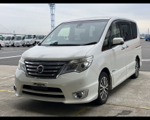 Nissan Serena 2015