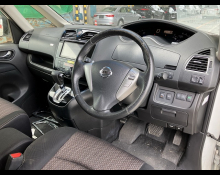 Nissan Serena 2015