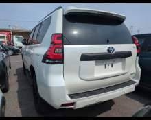 Toyota Land Cruiser Prado 2023