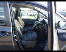 Toyota Voxy 2015