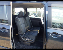 Toyota Voxy 2015