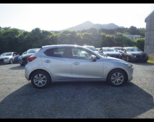 Mazda Mazda2 2021