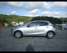 Mazda Mazda2 2022