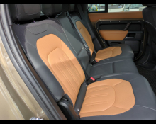 Land Rover Deffender 2023