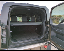 Land Rover Deffender 2023