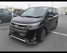 Toyota Noah 2017