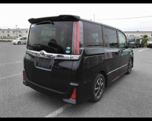 Toyota Noah 2017