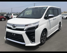 Toyota Voxy 2018