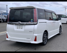 Toyota Noah 2019
