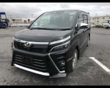 Toyota Voxy 2019