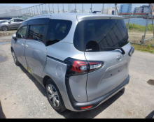 Toyota Sienta 2021
