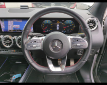 Mercedes-Benz GLA-class 2021