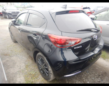 Mazda Mazda2 2023