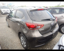 Mazda Mazda2 2021