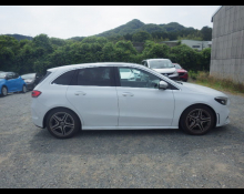 Mercedes-Benz B-Class 2021