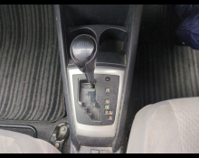 Toyota Corolla Axio 2012