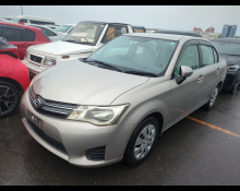 Toyota Corolla Axio 2012