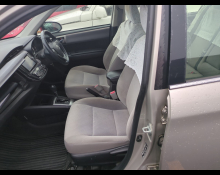 Toyota Corolla Axio 2012