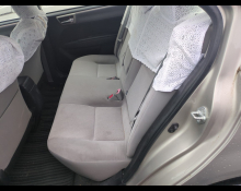 Toyota Corolla Axio 2012