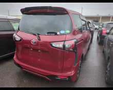 Toyota Sienta 2021
