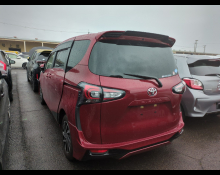 Toyota Sienta 2021