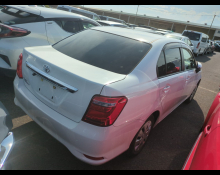 Toyota Corolla Axio 2016