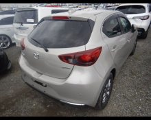 Mazda Mazda2 2022